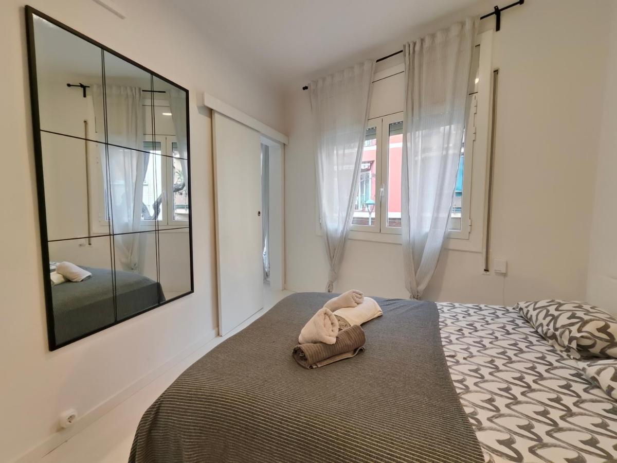 Family Close To Parc Gueell Apartament Barcelona